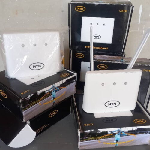 ZTE MINI TURBONET ROUTER WITH BACK UP BATTERY
